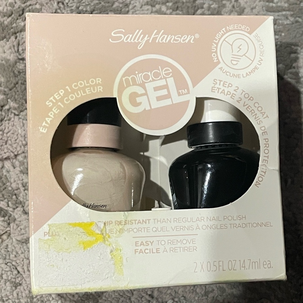 Sally Hansen Miracle Two Piece Nail Care Set